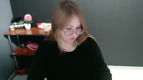 Veronica online show from 6, 12, 2024