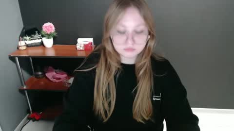 Veronica online show from 9, 12, 2024