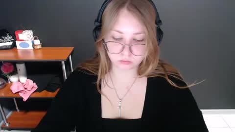 Veronica online show from 7, 1, 2025