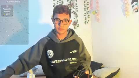 cute_sammy_1 online show from 14, 9, 2025