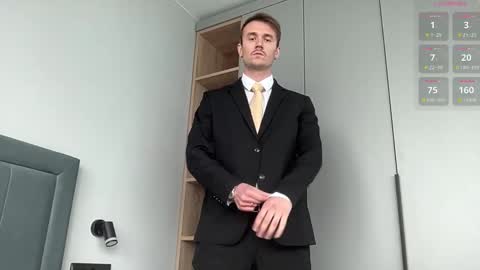 cute_skywalker online show from 16, 9, 2025