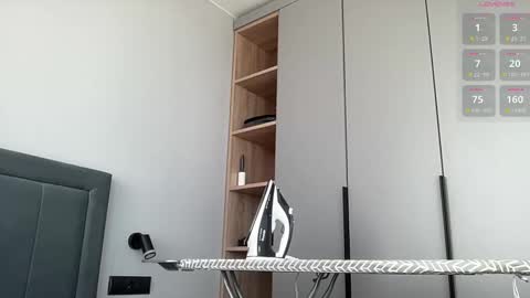 cute_skywalker online show from 28, 9, 2025