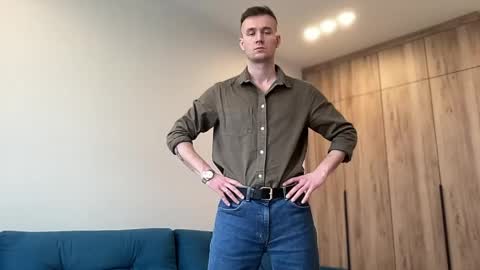 cute_skywalker online show from 26, 4, 2026