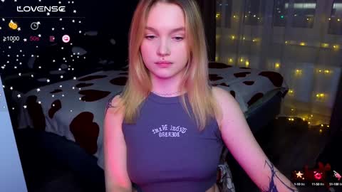 Snapshot of cute_summer_breathe chatting on 4, 1, 2025 Sue online show from 4, 1, 2025