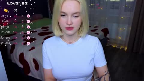 Snapshot of cute_summer_breathe chatting on 11, 3, 2025 Sue online show from 11, 3, 2025