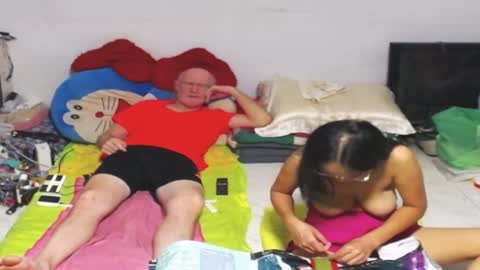 CuteAndSexyOne  Na and Brian online show from 31, 1, 2025