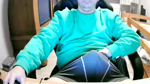 Cuteboy090 online show from 3, 12, 2025