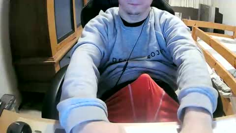 Cuteboy090 online show from 19, 3, 2026