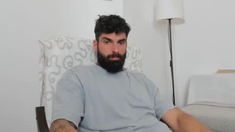 cuteeboy online show from 8, 3, 2025