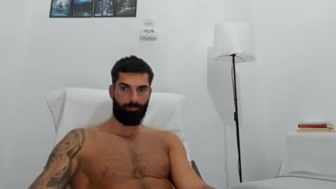 cuteeboy online show from 29, 9, 2025