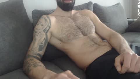 cuteeboy online show from 21, 4, 2026