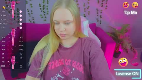 Amyy online show from 19, 4, 2026