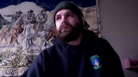 Snapshot of cutehungboi chatting on 5, 1, 2025 cutehungboi online show from 5, 1, 2025