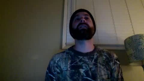 Snapshot of cutehungboi chatting on 19, 4, 2026 cutehungboi online show from 19, 4, 2026