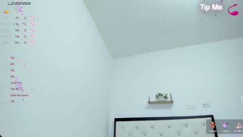 Snapshot of cutelatinax chatting on 29, 12, 2024 cutelatinax Twtter Onlyfns online show from 29, 12, 2024