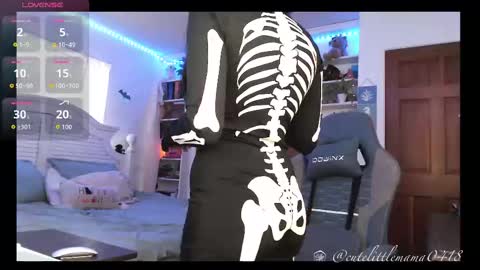 Snapshot of cutelittlemama0418 chatting on 25, 10, 2025 Cutelittlemama0418 Lola online show from 25, 10, 2025