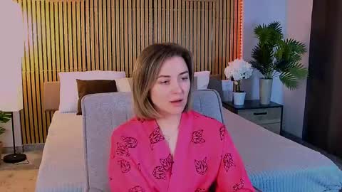 cutemirage online show from 23, 4, 2026