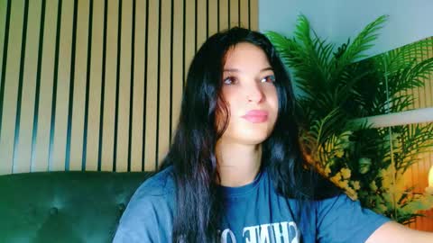 Snapshot of cuteness__girl chatting on 16, 9, 2025 cuteness__girl online show from 16, 9, 2025