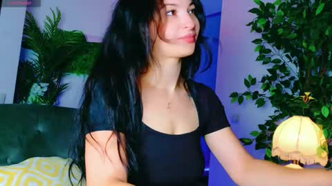 Snapshot of cuteness__girl chatting on 21, 9, 2025 cuteness__girl online show from 21, 9, 2025