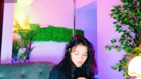 Snapshot of cuteness__girl chatting on 24, 9, 2025 cuteness__girl online show from 24, 9, 2025