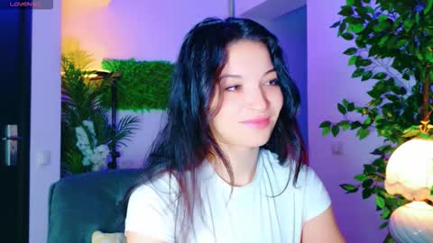 Snapshot of cuteness__girl chatting on 17, 10, 2025 cuteness__girl online show from 17, 10, 2025