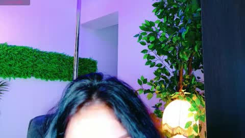 Snapshot of cuteness__girl chatting on 29, 10, 2025 cuteness__girl online show from 29, 10, 2025