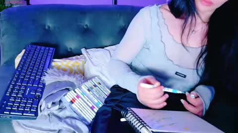 Snapshot of cuteness__girl chatting on 4, 12, 2025 cuteness__girl online show from 4, 12, 2025