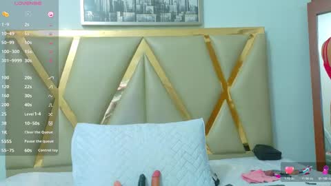 cutepetitee online show from 21, 9, 2025