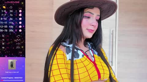 Snapshot of cutesarah_10 chatting on 8, 12, 2024 cutesarah_10 online show from 8, 12, 2024