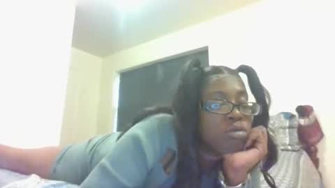Snapshot of cuteshotkiki chatting on 2, 11, 2025 mary mack online show from 2, 11, 2025