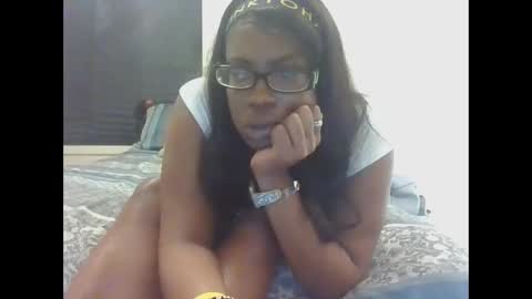 Snapshot of cuteshotkiki chatting on 12, 11, 2025 mary mack online show from 12, 11, 2025