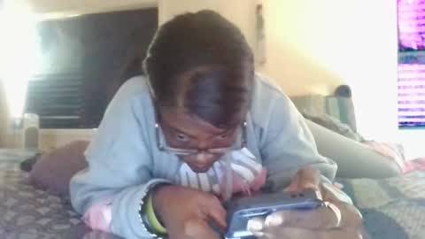 Snapshot of cuteshotkiki chatting on 17, 11, 2025 mary mack online show from 17, 11, 2025