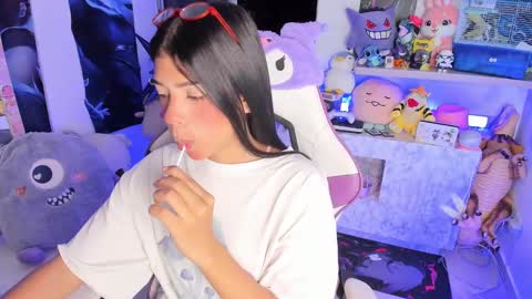 Snapshot of cutestephuwu chatting on 8, 3, 2025 - independent model online show from 8, 3, 2025