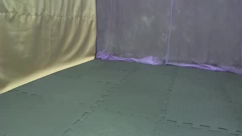 cutetinyasian143_ online show from 20, 10, 2025