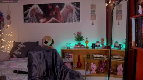 cuteweed420 online show from 22, 4, 2026