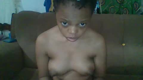 cutey-blonde online show from 14, 4, 2026