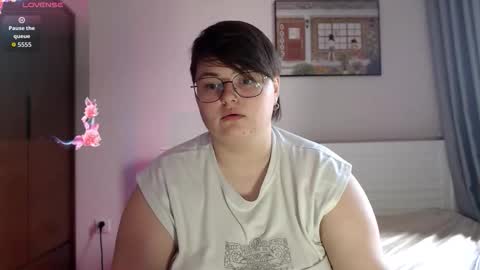 Sophie  Lilith online show from 24, 9, 2025