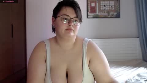 Sophie  Lilith online show from 27, 9, 2025