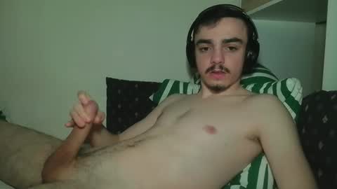 Snapshot of cutie_garlix chatting on 8, 3, 2026 cutie garlix online show from 8, 3, 2026