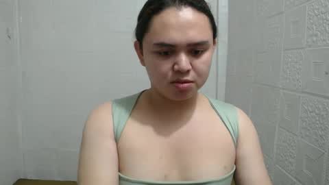 Nicole online show from 20, 2, 2025