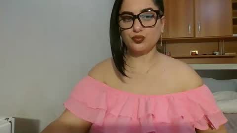 Snapshot of cutieammy chatting on 18, 11, 2025 Ami online show from 18, 11, 2025