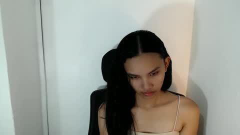 cutiee_lily2 online show from 28, 5, 2026