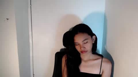 cutiee_lily2 online show from 10, 6, 2026