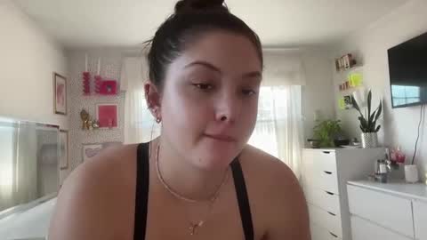 Cutieoggg420 online show from 8, 3, 2025