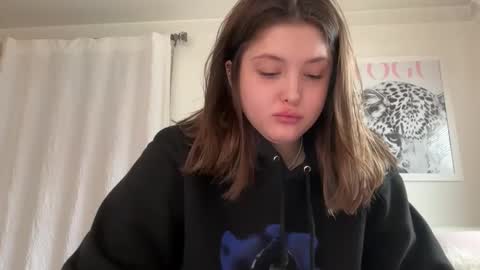 Cutieoggg420 online show from 20, 2, 2026