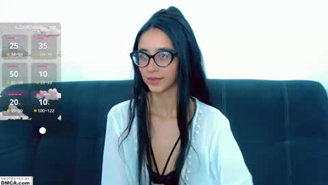 Snapshot of cutte_kitty_ chatting on 30, 10, 2025 miss ari online show from 30, 10, 2025