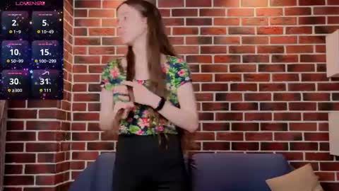 Ashly online show from 5, 7, 2026