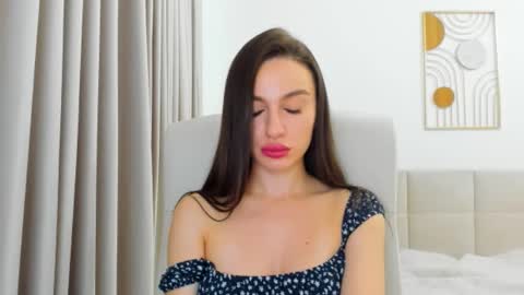 Snapshot of cyber_geisha chatting on 10, 10, 2025 Eva online show from 10, 10, 2025