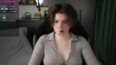 Helen Blossom online show from 20, 4, 2026