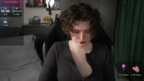 Helen Blossom online show from 26, 4, 2026